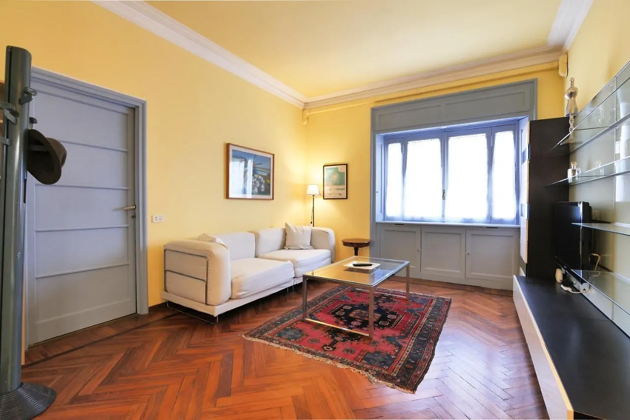 Appartamento PrimoPiano - Ponzio Milano 0*,